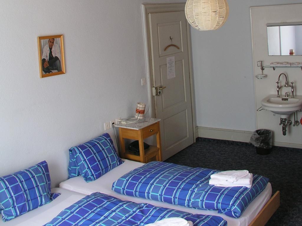 Hotel Quellenhof Scuol Exterior foto
